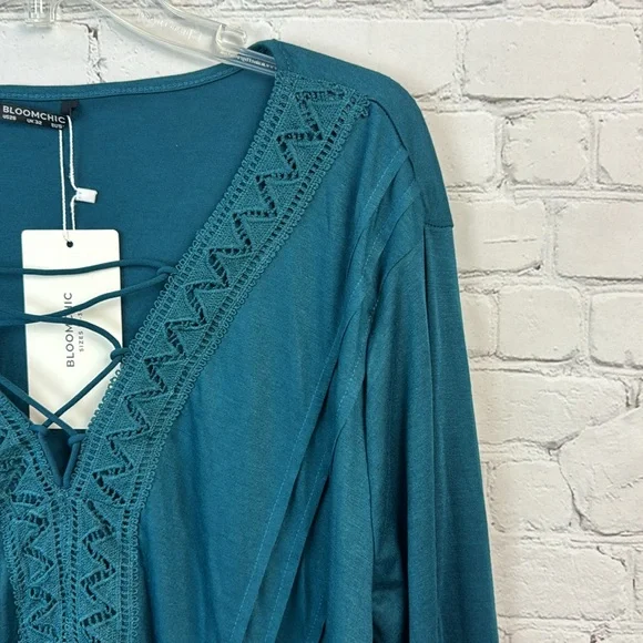 BloomChic Teal Lace Pleated Crisscross T-Shirt Top Plus Size 5X - Picture 3 of 7